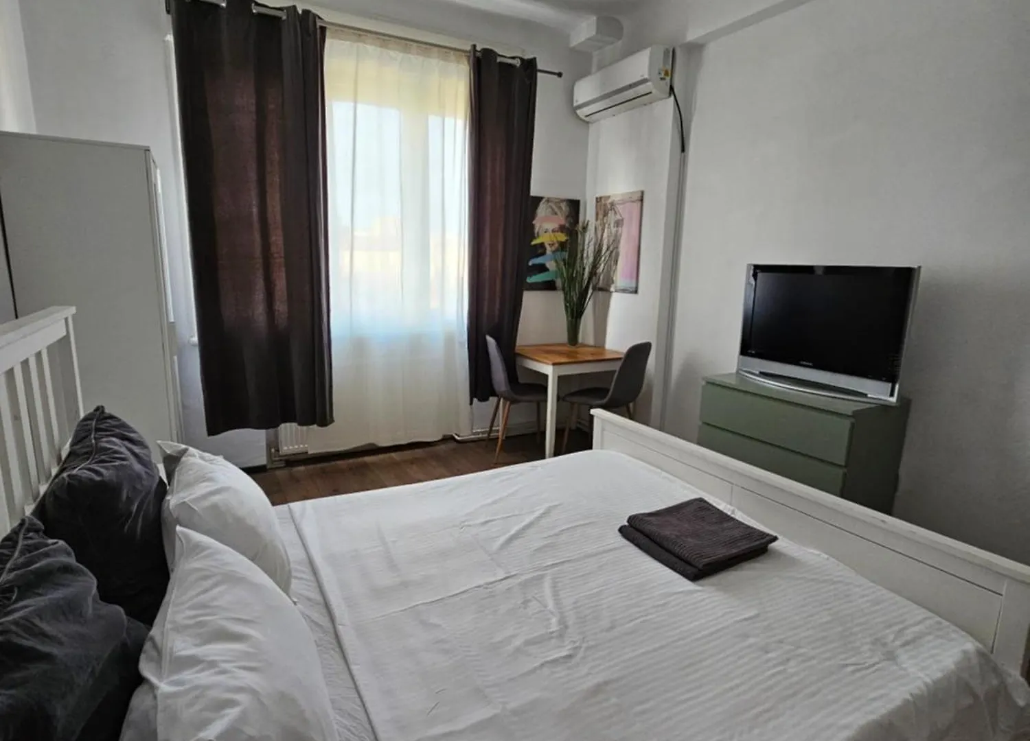 Franceza Street 3Bedroom Apartment Bukarest